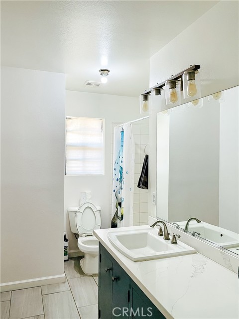 Detail Gallery Image 14 of 46 For 17167 Joshua Rd, Apple Valley,  CA 92307 - 4 Beds | 2 Baths