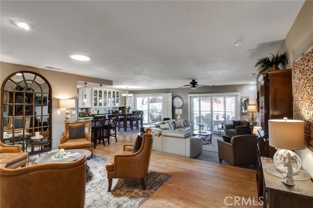 Image 10 of 75 For 22637 Cascade