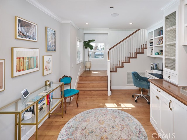 Detail Gallery Image 14 of 43 For 6443 W 81st St, Los Angeles,  CA 90045 - 4 Beds | 4 Baths