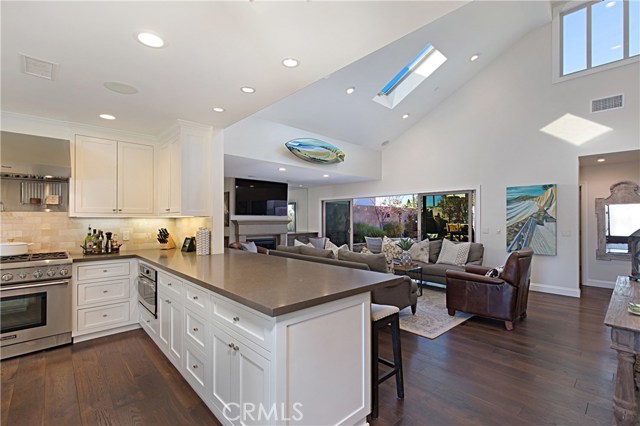 Detail Gallery Image 3 of 45 For 23711 Colima Bay, Dana Point,  CA 92629 - 4 Beds | 3 Baths