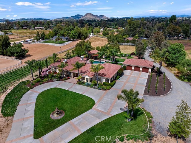 Detail Gallery Image 10 of 70 For 36090 Monte De Oro Rd, Temecula,  CA 92592 - 6 Beds | 5 Baths