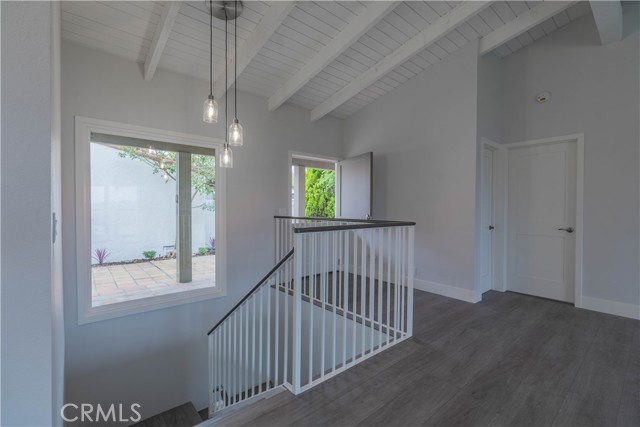 Detail Gallery Image 17 of 40 For 633 Vista Bonita, Newport Beach,  CA 92660 - 3 Beds | 2/1 Baths