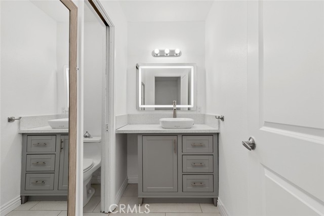 Detail Gallery Image 18 of 56 For 11879 Sungrove Cir, Garden Grove,  CA 92840 - 3 Beds | 2/1 Baths