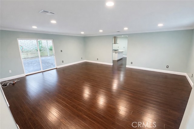 Detail Gallery Image 3 of 31 For 7817 Nagle Ave, North Hollywood,  CA 91605 - 4 Beds | 3 Baths