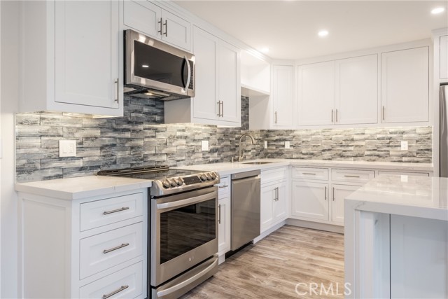 906 Camino Real, Redondo Beach, California 90277, 2 Bedrooms Bedrooms, ,2 BathroomsBathrooms,Residential,Sold,Camino Real,SB22092034