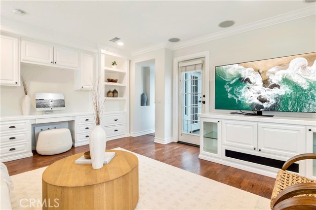 Detail Gallery Image 26 of 28 For 31 Cape Andover, Newport Beach,  CA 92660 - 4 Beds | 3/1 Baths