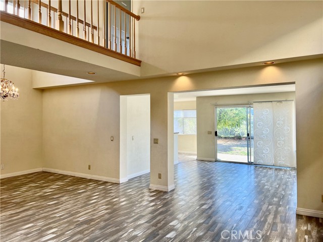 Detail Gallery Image 7 of 28 For 24687 Calle Largo, Calabasas,  CA 91302 - 4 Beds | 2/1 Baths