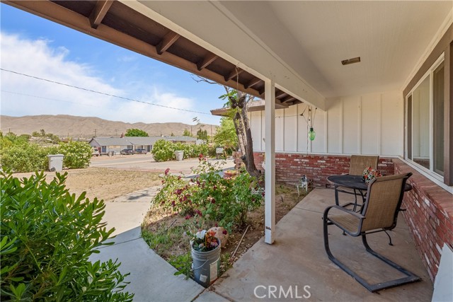 Detail Gallery Image 3 of 36 For 7558 Lobos Ave, Hesperia,  CA 92345 - 4 Beds | 3 Baths