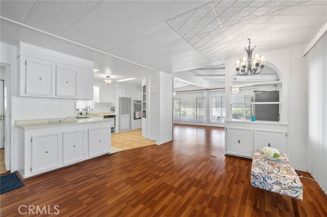 1919 W Coronet Avenue, Anaheim CA: https://media.crmls.org/medias/82f67b61-d278-4301-aaad-ac6eae6cd369.jpg