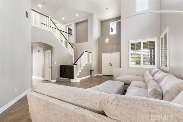 Detail Gallery Image 7 of 37 For 35594 Porcelain Ct, Winchester,  CA 92596 - 4 Beds | 3 Baths