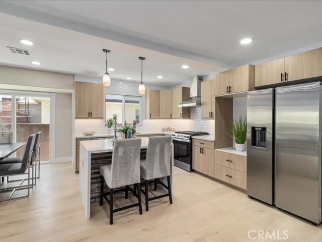 4609 Highgrove Avenue, Torrance CA: https://media.crmls.org/medias/82f7b32b-4515-43a1-b415-157762c364f6.jpg