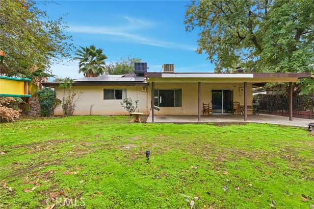 Detail Gallery Image 32 of 42 For 2404 Prestwick Ct, Bakersfield,  CA 93309 - 3 Beds | 2 Baths