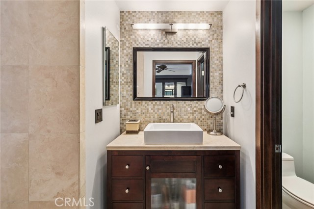 357 Coast S Boulevard, La Jolla CA: https://media.crmls.org/medias/82fa2b17-dd9e-41fa-835a-162a2d578006.jpg