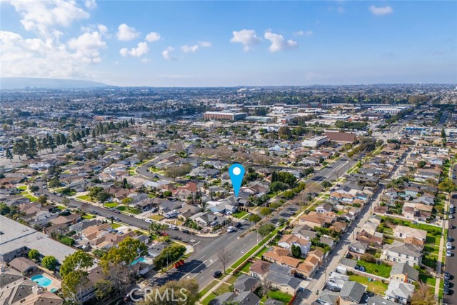 Detail Gallery Image 27 of 31 For 2612 Manhattan Beach Bld, Gardena,  CA 90249 - 3 Beds | 2 Baths