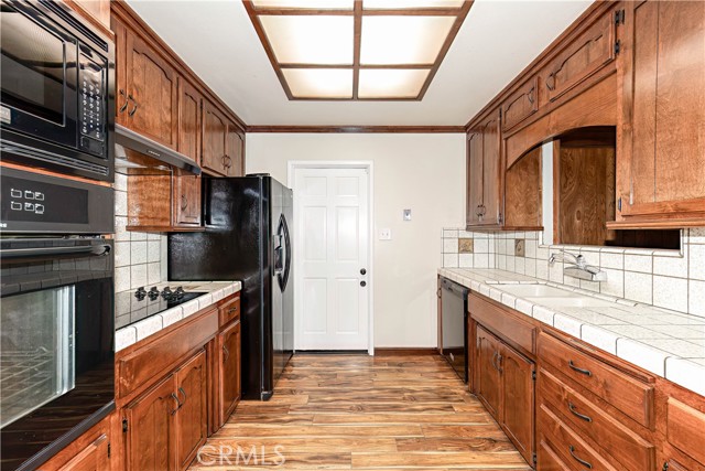 Detail Gallery Image 9 of 35 For 1826 Almador, Atwater,  CA 95301 - 3 Beds | 2 Baths