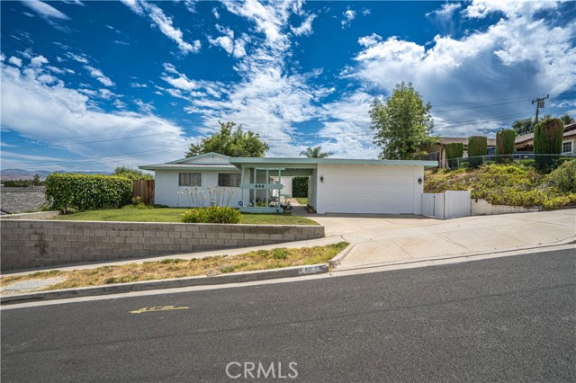 868 Moffatt Circle photo 8