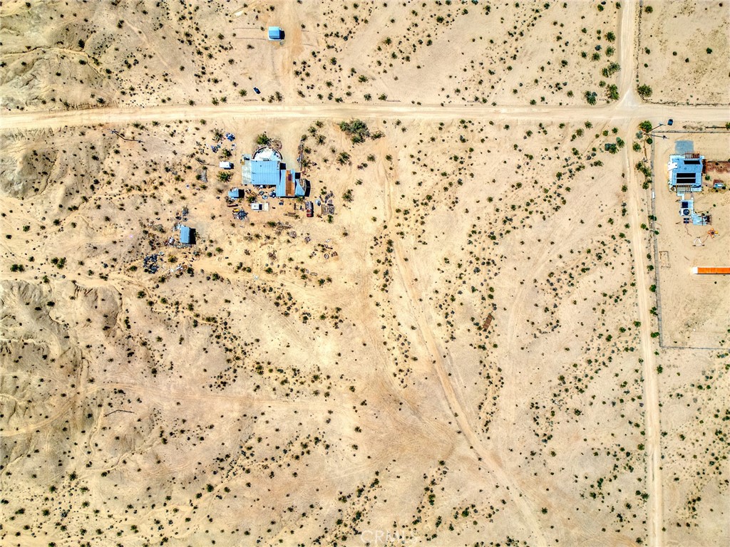 https://media.crmls.org/medias/82fb188d-68d2-4bac-894a-b37f6dc98bac.jpg?preset=X-Large