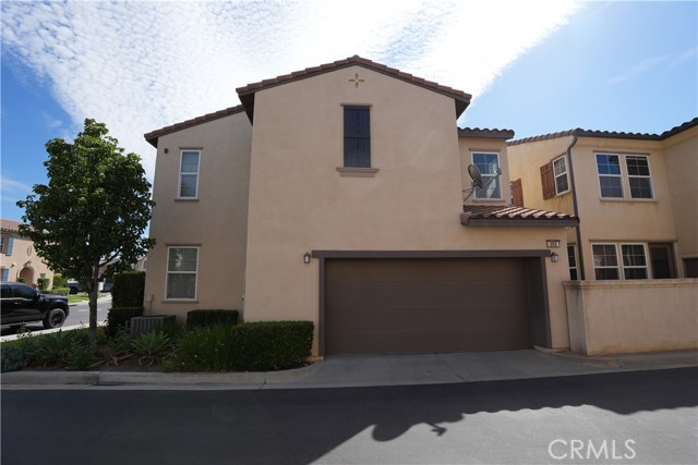 Detail Gallery Image 5 of 19 For 202 W Cork Tree Dr, Orange,  CA 92865 - 3 Beds | 2/1 Baths