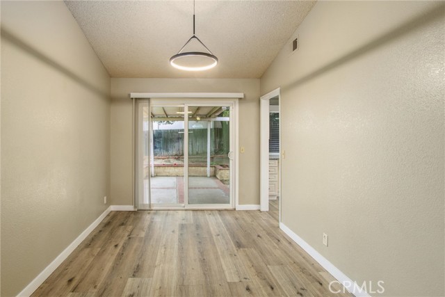 Detail Gallery Image 5 of 23 For 1546 W Jackson St, Rialto,  CA 92376 - 3 Beds | 2/1 Baths