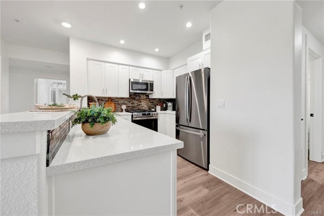 24545 Town Center, 5304 photo 3