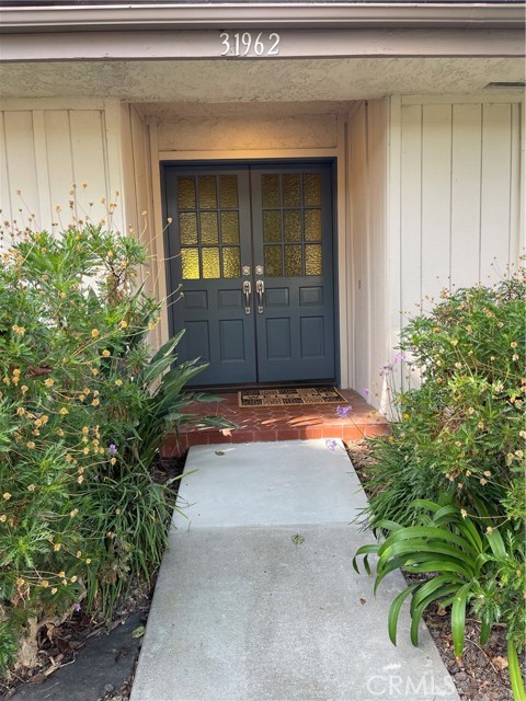 31962 Via La Plata, San Juan Capistrano CA: https://media.crmls.org/medias/82fc1827-3493-484f-b460-08fdc3730c7d.jpg