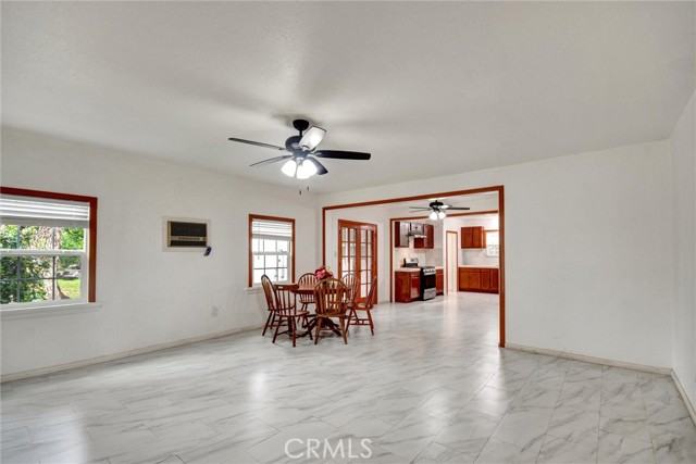 Detail Gallery Image 9 of 53 For 340 W 18th St, San Bernardino,  CA 92405 - 4 Beds | 4/1 Baths