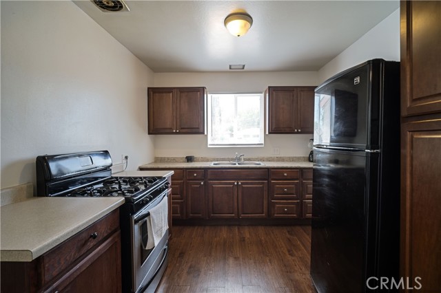 Detail Gallery Image 11 of 30 For 16176 Del Rey Ct, Victorville,  CA 92395 - 4 Beds | 2 Baths