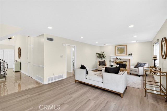 Detail Gallery Image 20 of 69 For 12525 Semora St, Cerritos,  CA 90703 - 4 Beds | 2/1 Baths