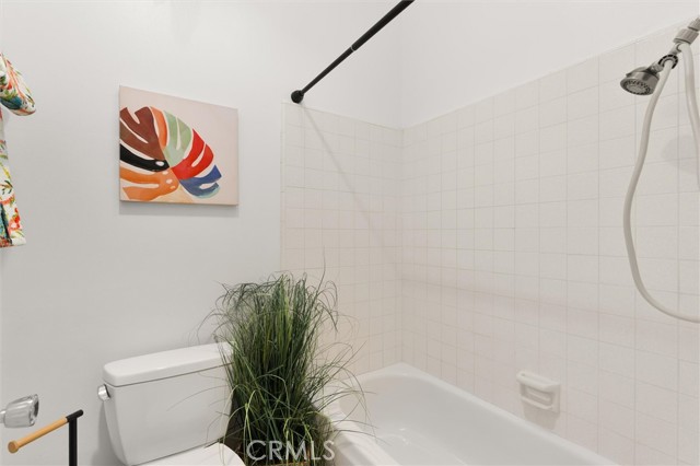 Detail Gallery Image 30 of 59 For 3740 Barbara, San Pedro,  CA 90731 - 2 Beds | 2/1 Baths