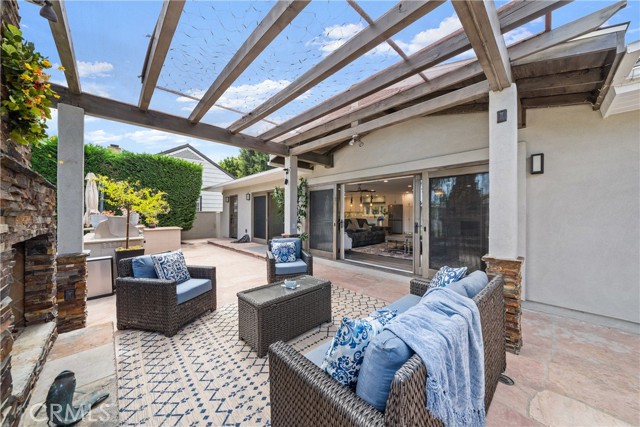 1031 E Andrews Drive, Long Beach CA: https://media.crmls.org/medias/82fdba16-fcd7-469a-8259-3ea42e831e07.jpg