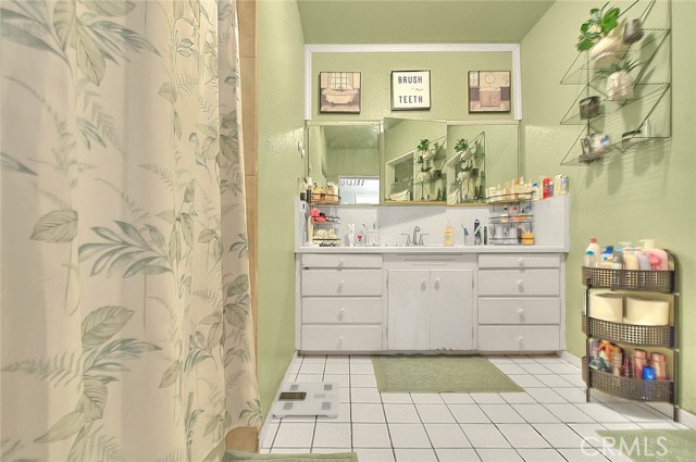 Detail Gallery Image 30 of 48 For 18087 San Bernardino, Bloomington,  CA 92316 - 3 Beds | 1/1 Baths