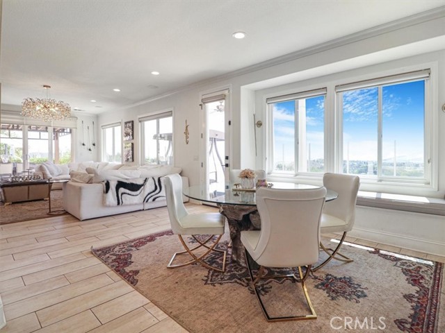 24049 Skyline, Mission Viejo CA: https://media.crmls.org/medias/82fec692-02ab-4f31-9765-505198097843.jpg