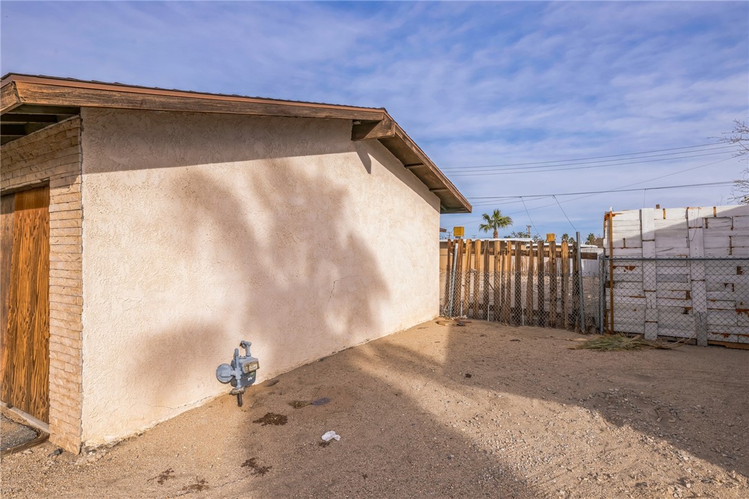 Detail Gallery Image 25 of 30 For 6425 Ocotillo Ave, Twentynine Palms,  CA 92277 - 2 Beds | 1 Baths