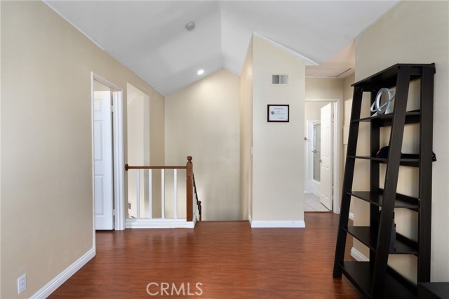Detail Gallery Image 16 of 31 For 1850 W Falmouth Ave #1,  Anaheim,  CA 92801 - 2 Beds | 2/1 Baths