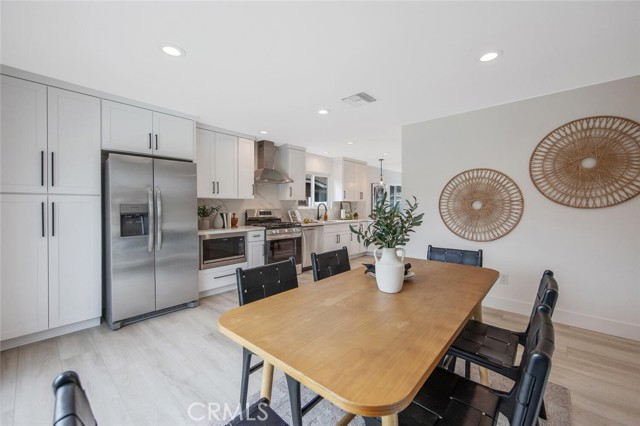 Detail Gallery Image 18 of 43 For 21140 Winterset Dr, Saugus,  CA 91350 - 4 Beds | 2 Baths