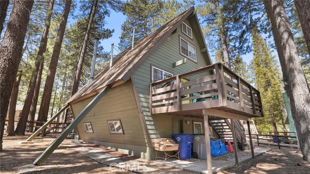 Detail Gallery Image 32 of 45 For 651 Ponderosa Dr, Big Bear Lake,  CA 92315 - 2 Beds | 3 Baths