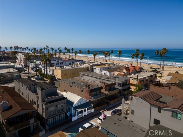 112 24th Street, Newport Beach, California 92663, 3 Bedrooms Bedrooms, ,3 BathroomsBathrooms,Residential Lease,For Rent,112 24th Street,CRNP24234726