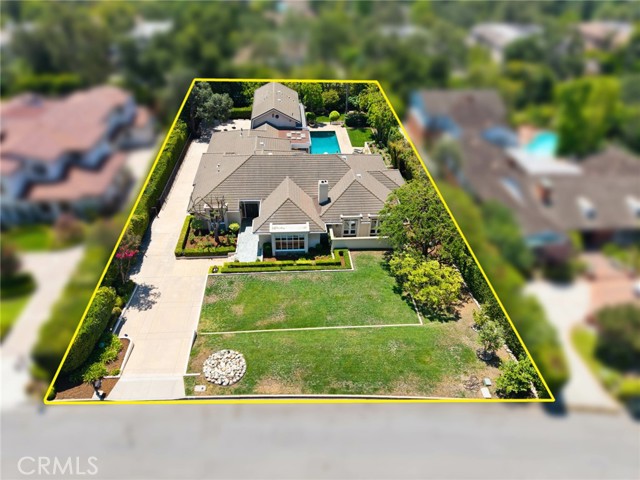 940 Singing Wood Drive, Arcadia CA: https://media.crmls.org/medias/8301b162-3576-439a-a098-651334405845.jpg