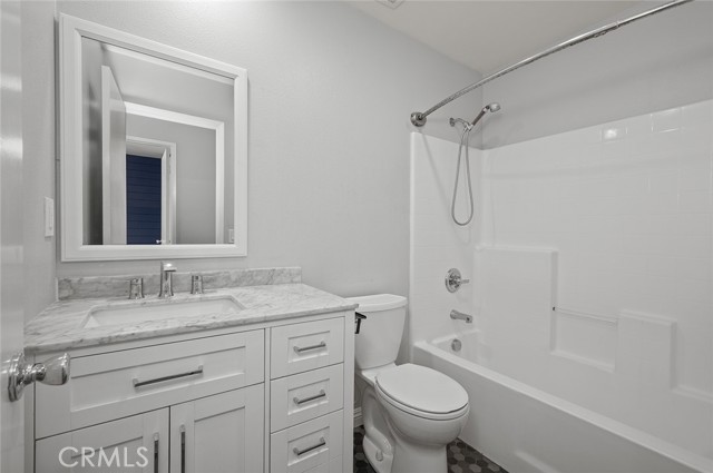 7530 Standing Rock Road, Eastvale CA: https://media.crmls.org/medias/8301f0dc-0387-4a1d-84e3-a451e77e8d51.jpg