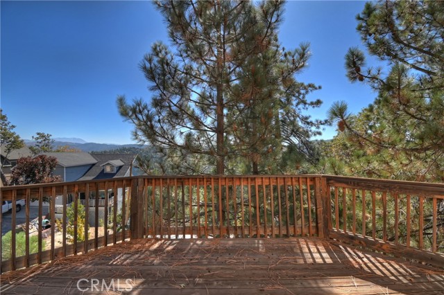 Detail Gallery Image 20 of 45 For 26589 Amador, Lake Arrowhead,  CA 92352 - 4 Beds | 3 Baths