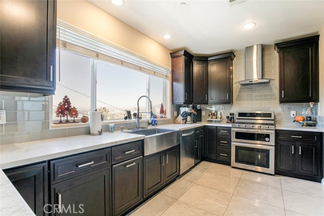 Detail Gallery Image 15 of 51 For 1301 Corona Dr, Glendale,  CA 91205 - 3 Beds | 5 Baths