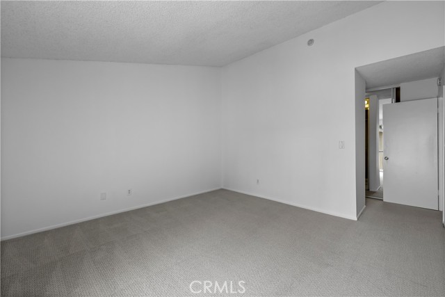 Detail Gallery Image 15 of 38 For 902 Camino Real #207,  Redondo Beach,  CA 90277 - 2 Beds | 2 Baths