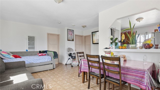 Detail Gallery Image 31 of 62 For 413 E 81st St, Los Angeles,  CA 90003 - – Beds | – Baths