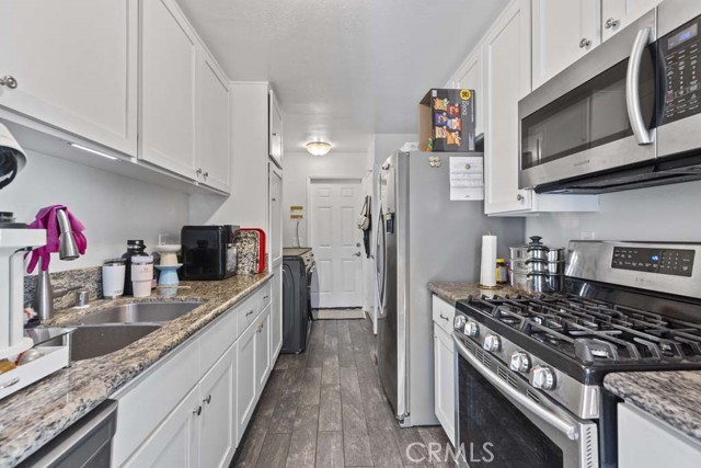 Detail Gallery Image 6 of 32 For 1338 S Diamond Bar, Diamond Bar,  CA 91765 - 2 Beds | 1/1 Baths