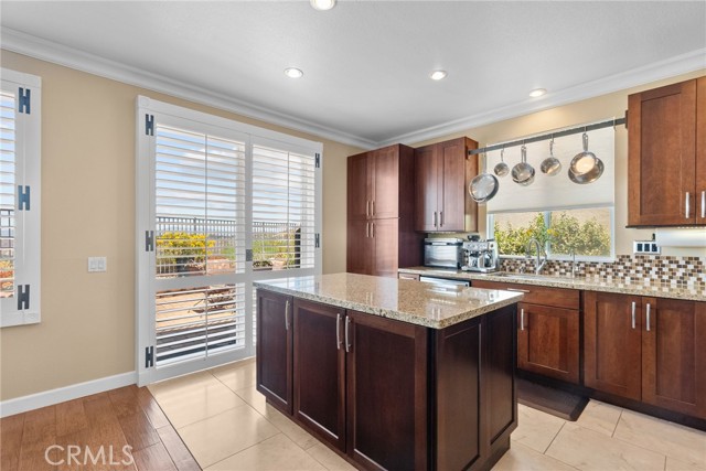 27711 Adonis Lane, Canyon Country CA: https://media.crmls.org/medias/83053ce9-5889-4228-a051-7ea6cd6b5ad5.jpg