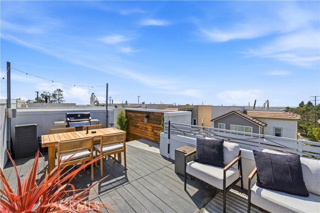 Detail Gallery Image 28 of 39 For 2112 Tidewater Cir, Costa Mesa,  CA 92627 - 3 Beds | 3 Baths