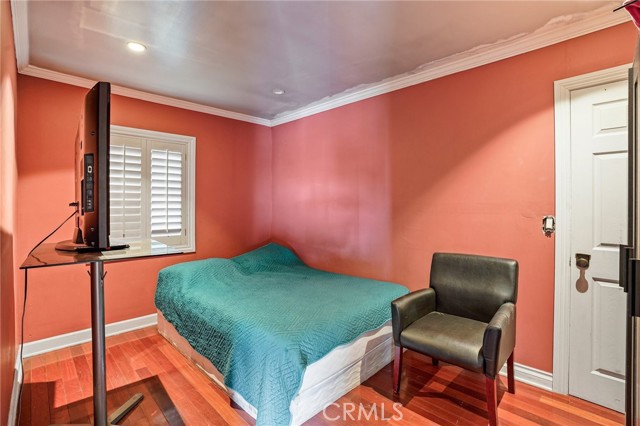 Detail Gallery Image 6 of 20 For 6355 Peach Ave, Van Nuys,  CA 91411 - 3 Beds | 1 Baths