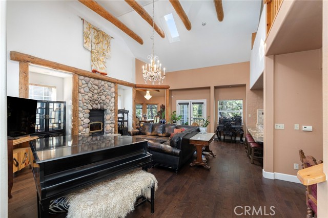 Detail Gallery Image 10 of 63 For 53875 Dogwood Creek, Bass Lake,  CA 93604 - 4 Beds | 2/1 Baths