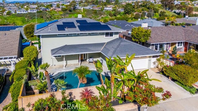 Detail Gallery Image 3 of 49 For 239 via Socorro, San Clemente,  CA 92672 - 4 Beds | 2/1 Baths