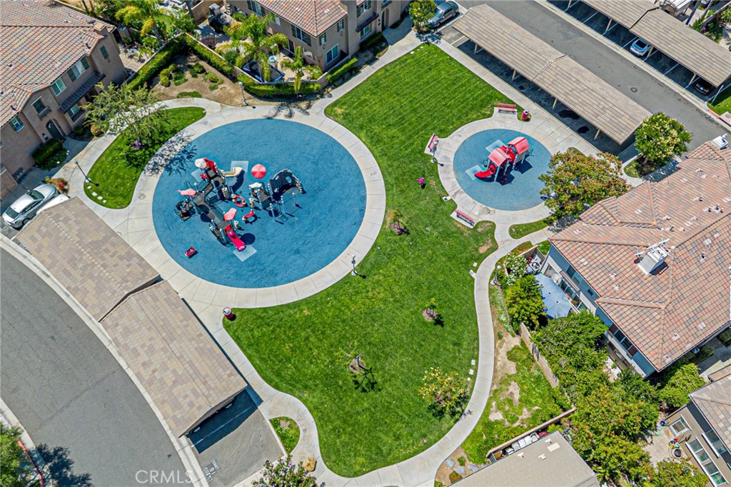 https://media.crmls.org/medias/83068068-be4d-4d21-a0f1-3f67c547810f.jpg?preset=X-Large